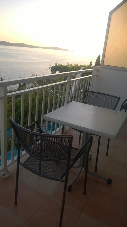 J&B Holiday House Hvar Hvar Town Bagian luar foto