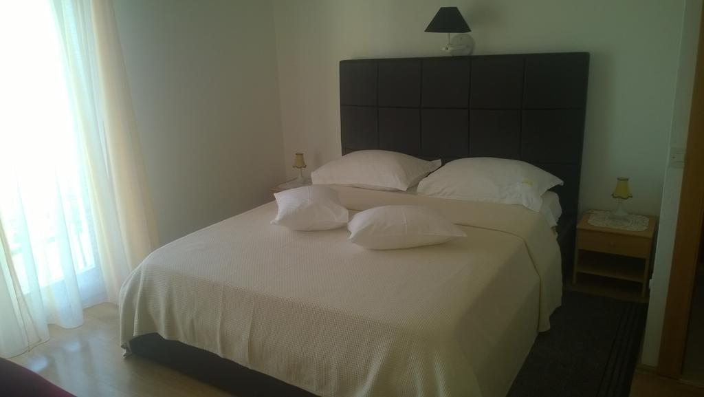 J&B Holiday House Hvar Hvar Town Bagian luar foto