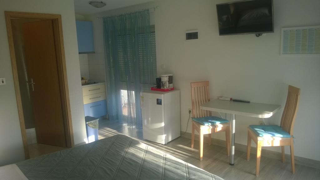 J&B Holiday House Hvar Hvar Town Bagian luar foto