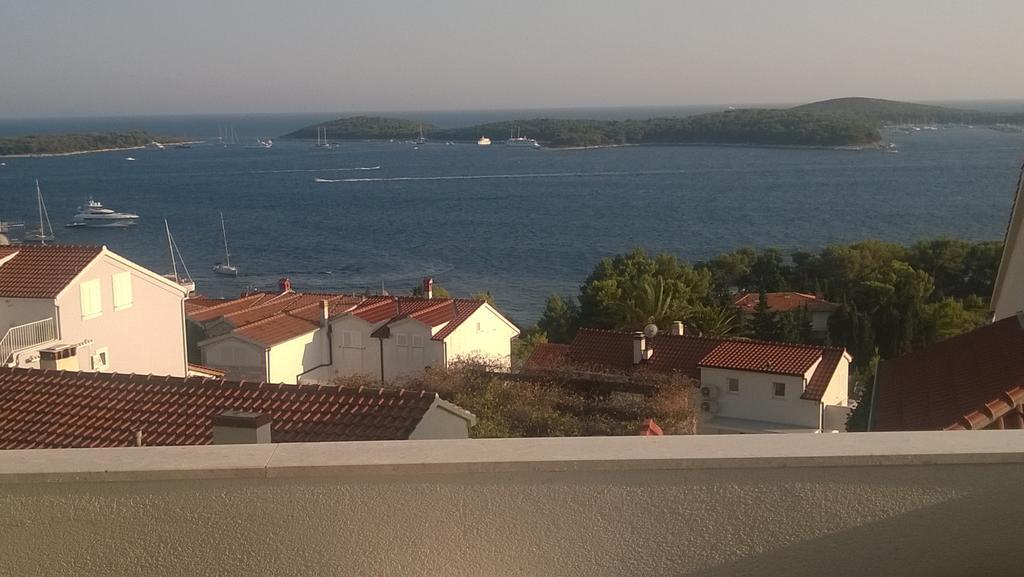 J&B Holiday House Hvar Hvar Town Bagian luar foto