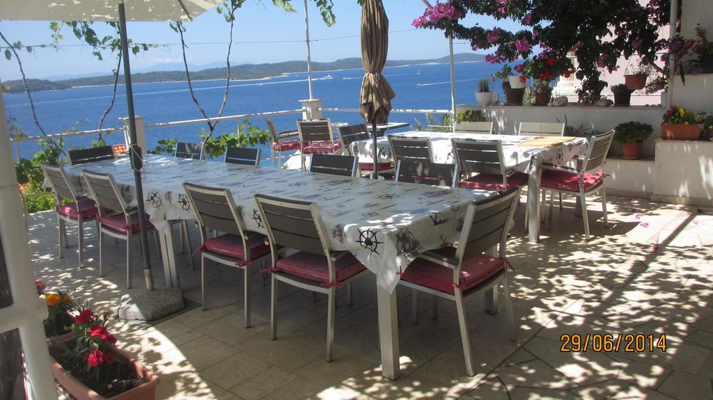 J&B Holiday House Hvar Hvar Town Bagian luar foto