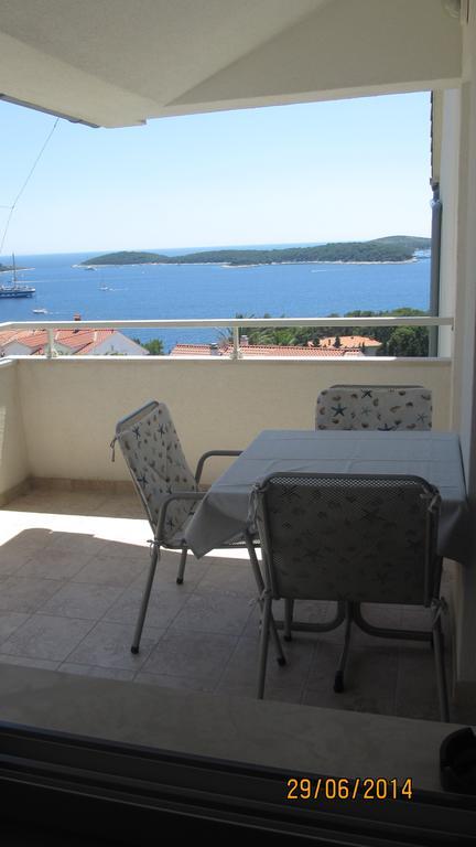 J&B Holiday House Hvar Hvar Town Bagian luar foto