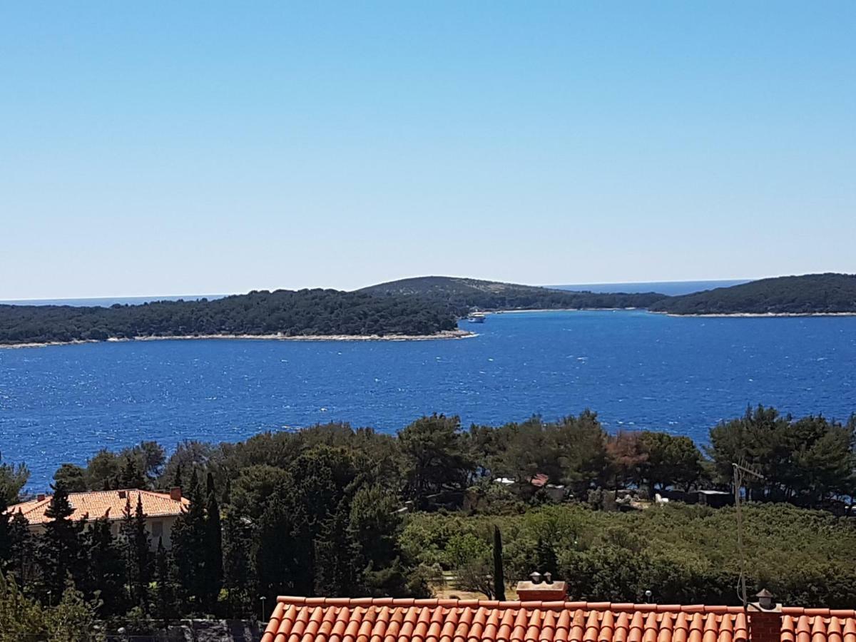 J&B Holiday House Hvar Hvar Town Bagian luar foto