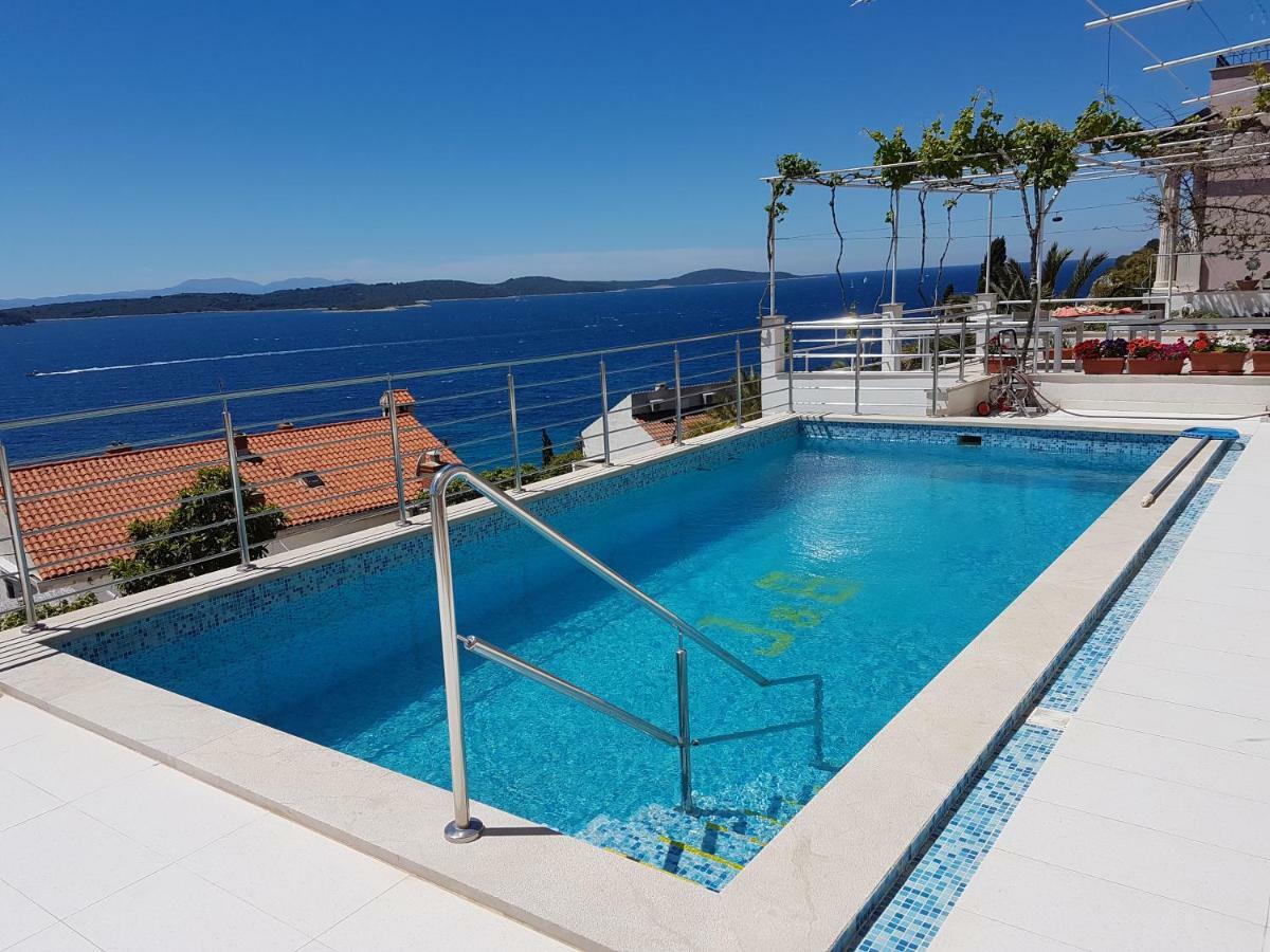 J&B Holiday House Hvar Hvar Town Bagian luar foto