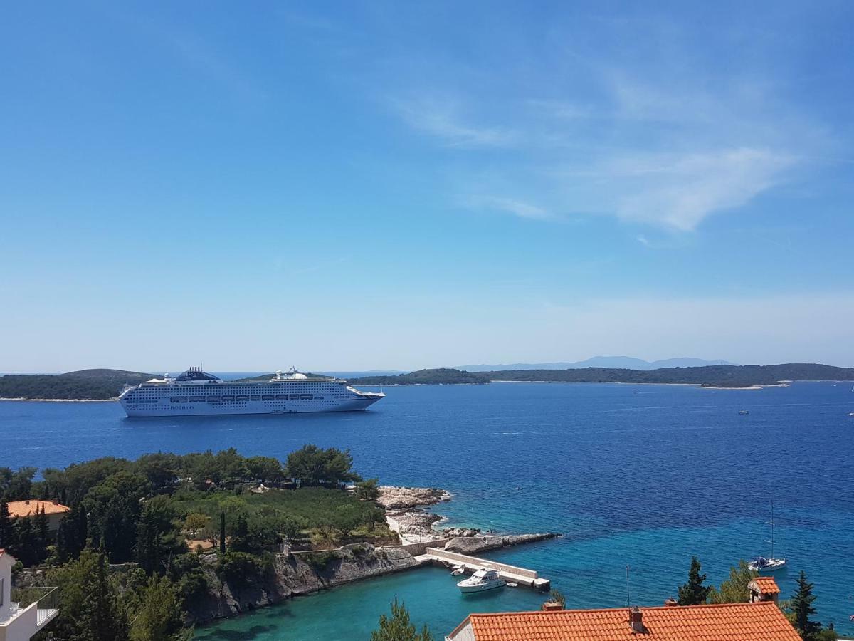 J&B Holiday House Hvar Hvar Town Bagian luar foto