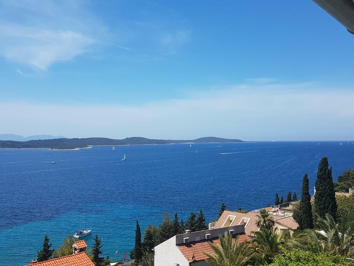 J&B Holiday House Hvar Hvar Town Bagian luar foto